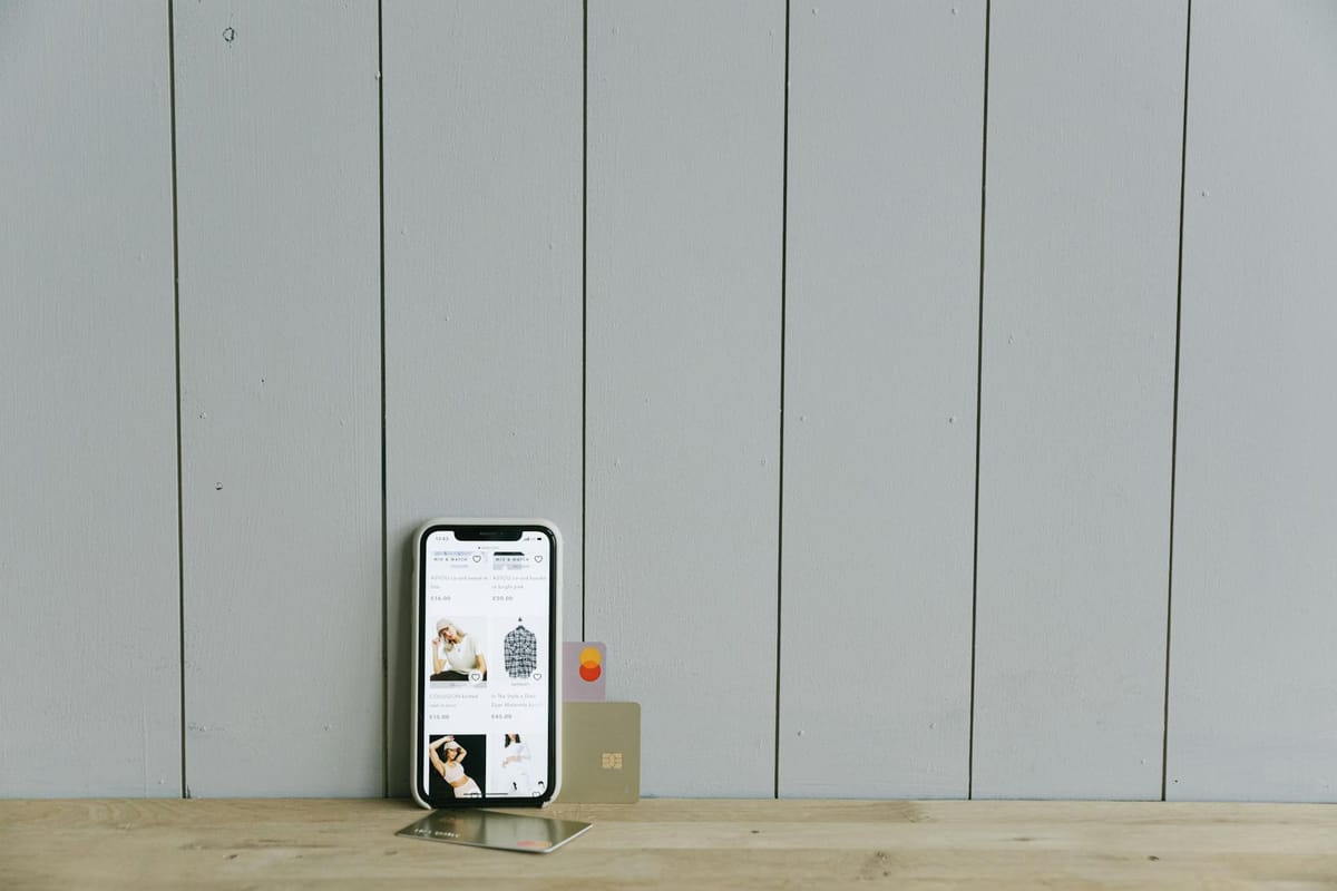 Checklist transaksi mobile banking aman: Panduan Praktis Anti-Scam untuk Pengguna e-Wallet & m-Banking